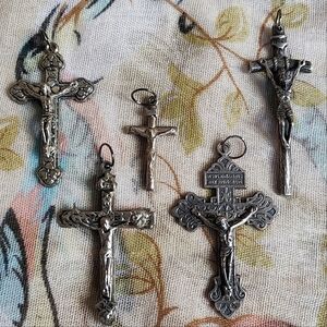 Set of 5 Vintage Crucifixes Darkened Silver Tone Cross Crucifix Vintage Pendants